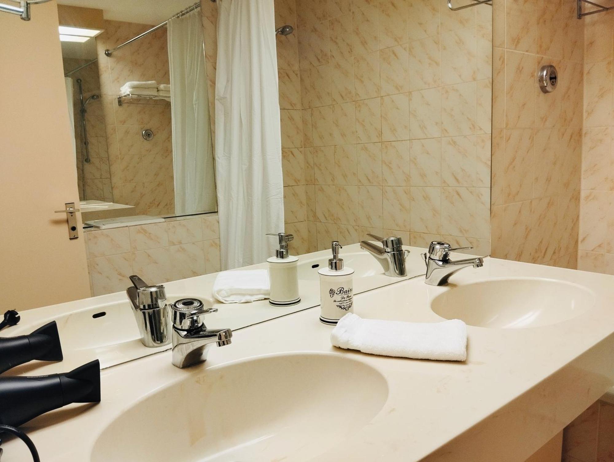 G&P Housing Apartments Mit Kueche & Balkon & Highspeed Internet- Comfort Алтенщайг Екстериор снимка