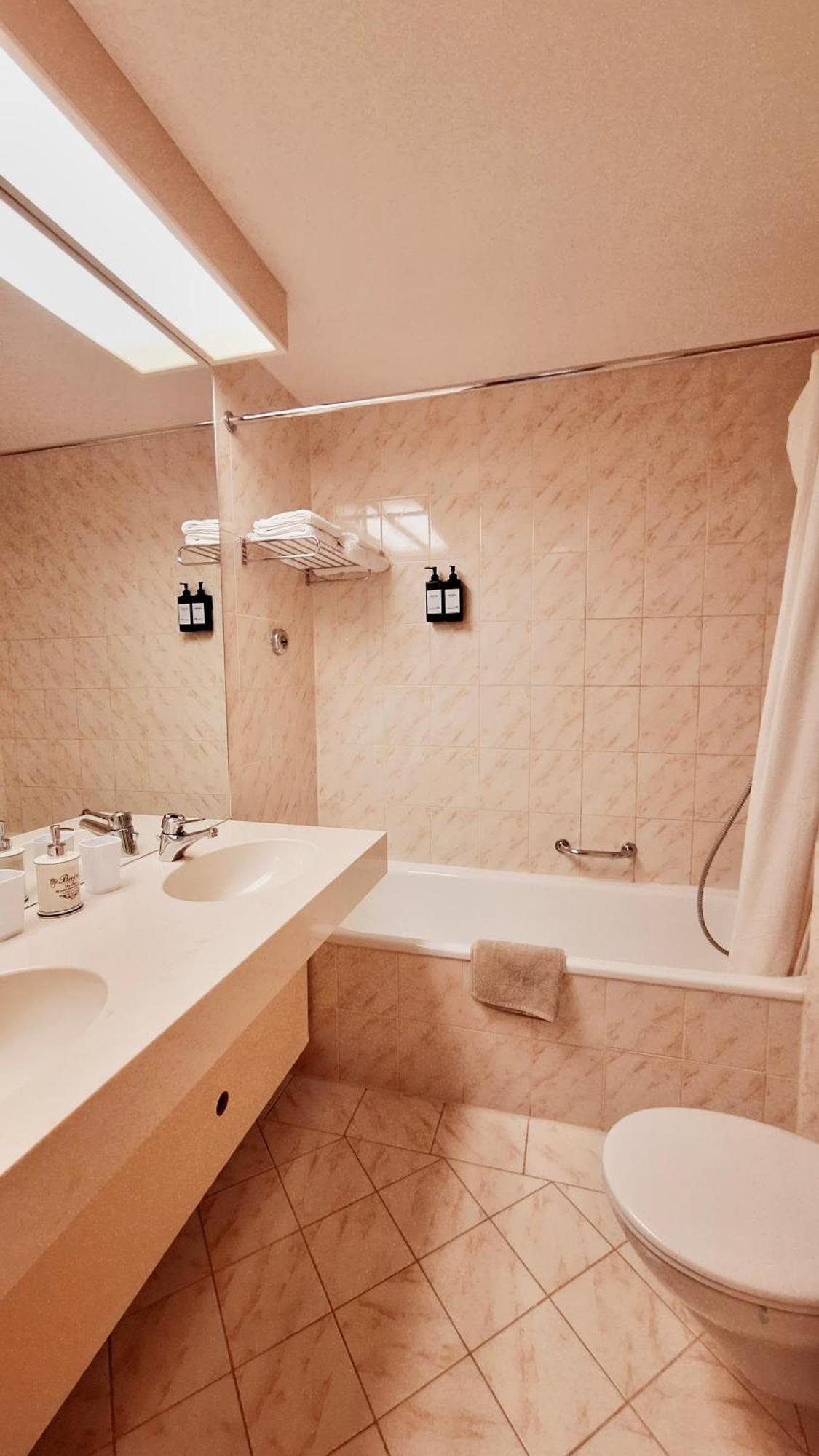 G&P Housing Apartments Mit Kueche & Balkon & Highspeed Internet- Comfort Алтенщайг Екстериор снимка
